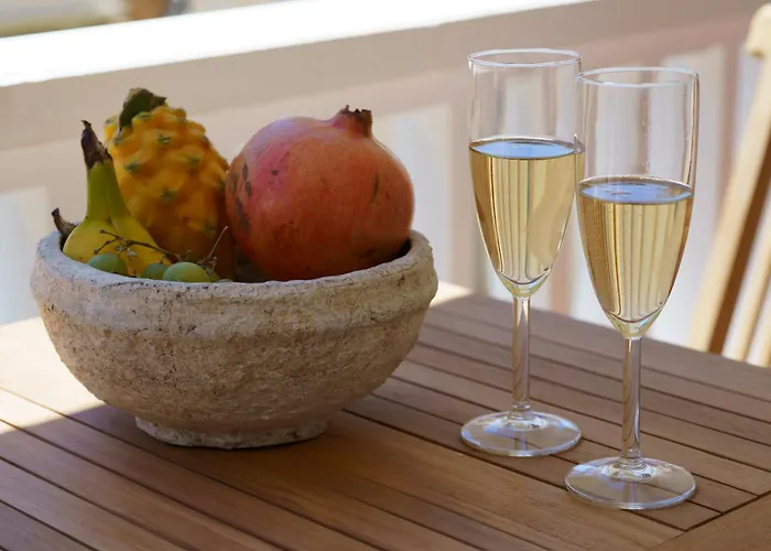 Stylish With Pool Apartment